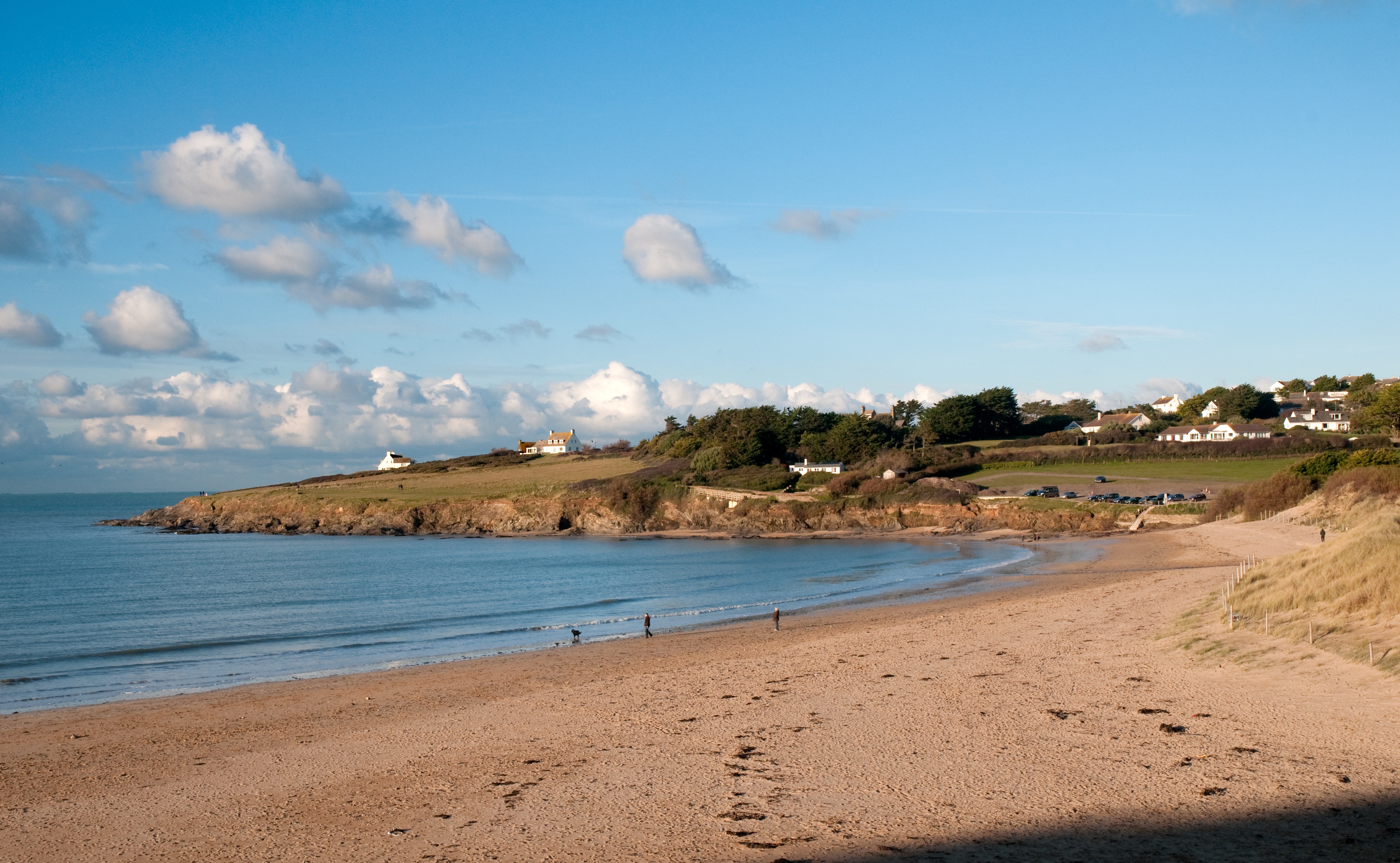 Daymer Bay beach near the Highcliffe Holidays grounds.