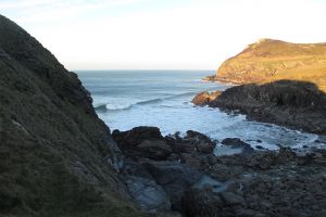 The stony beach at Lunday Bay in north Cornwall.